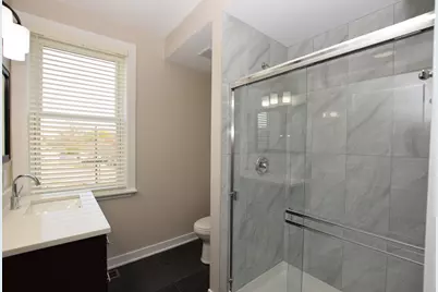 97 Gates Street, Crystal Lake, IL 60014 - Photo 2