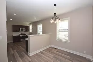 97 Gates St, Crystal Lake, IL 60014 - Photo 6