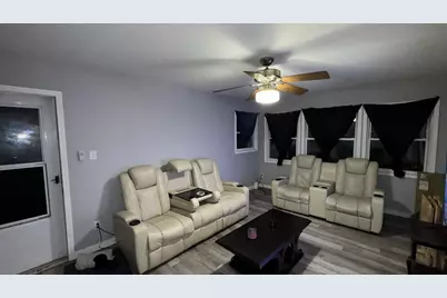 93 E Elmwood Drive, Chicago Heights, IL 60411 - Photo 2