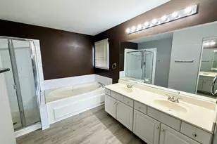 2732 Flagstone Cir, Naperville, IL 60564 - Photo 12