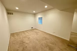 2732 Flagstone Cir, Naperville, IL 60564 - Photo 18