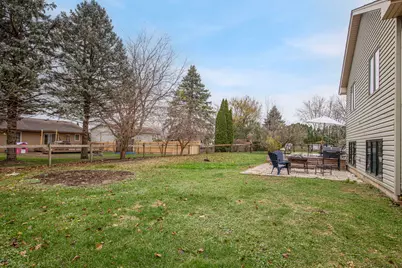 814 Roger Road, Woodstock, IL 60098 - Photo 24