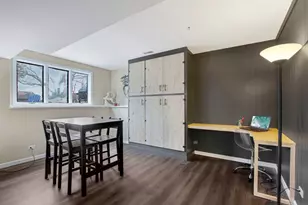 814 Roger Rd, Woodstock, IL 60098 - Photo 16