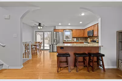 16647 Tower Court, Tinley Park, IL 60477 - Photo 4