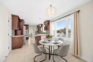 6209 Sleepy Hollow Ln, Lisle, IL 60532 - Photo 6