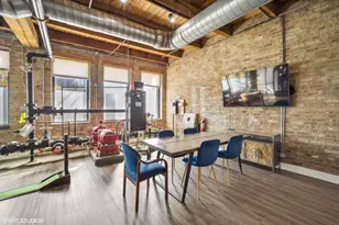 1348 W Concord Pl, Chicago, IL 60622 - Photo 14