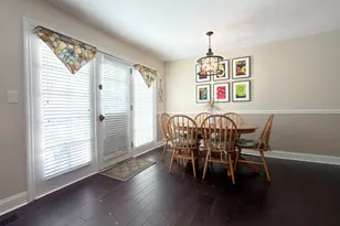 1819 W Thornwood Ln, Mount Prospect, IL 60056 - Photo 20