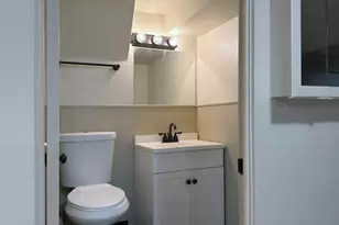 1819 W Thornwood Ln, Mount Prospect, IL 60056 - Photo 32