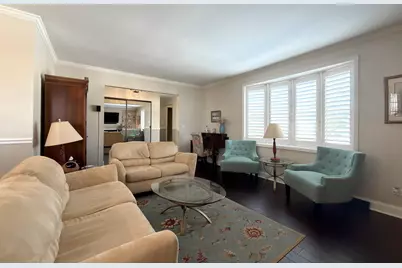 1819 W Thornwood Lane, Mount Prospect, IL 60056 - Photo 10