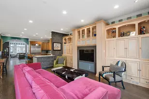 1426 W Melrose St, Chicago, IL 60657 - Photo 18