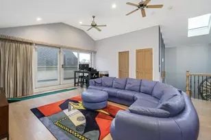 1426 W Melrose St, Chicago, IL 60657 - Photo 30