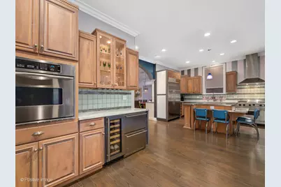 1426 W Melrose Street, Chicago, IL 60657 - Photo 14