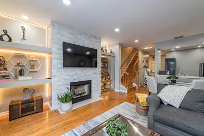 17828 W Salisbury Drive, Gurnee, IL 60031 - Photo 2