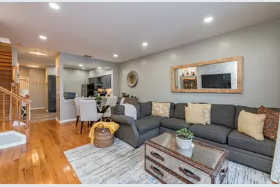 17828 W Salisbury Drive, Gurnee, IL 60031 - Photo 4