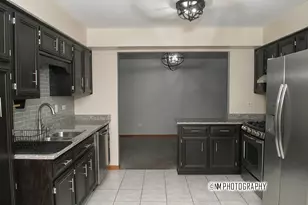 6430 Pine Cone Dr, Tinley Park, IL 60477 - Photo 4