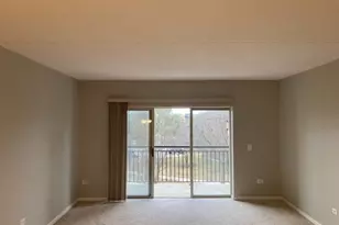 655 Perrie Dr, Elk Grove Village, IL 60007 - Photo 4