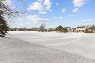 46 Gant Cir, Streamwood, IL 60107 - Photo 14