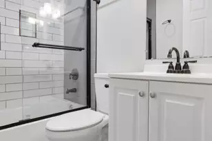 46 Gant Cir, Streamwood, IL 60107 - Photo 12