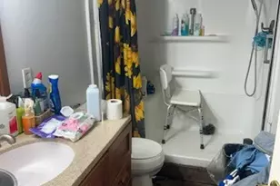 235 E Madison St, Paris, IL 61944 - Photo 6