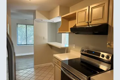 425 Walnut Creek Lane #1308, Lisle, IL 60532 - Photo 6