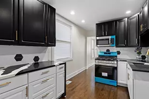 8439 S Ada St, Chicago, IL 60620 - Photo 10