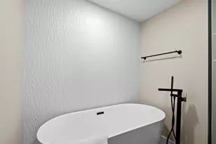 8439 S Ada St, Chicago, IL 60620 - Photo 20