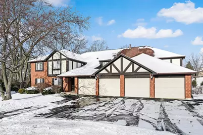 35 Shawnee Trail #1, Indian Head Park, IL 60525 - Photo 2