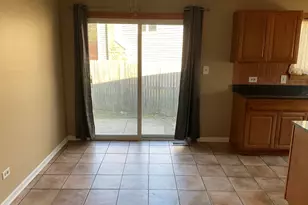 1066 Foxworth Blvd, Lombard, IL 60148 - Photo 8