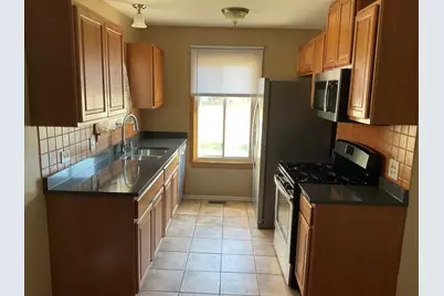 1066 Foxworth Boulevard #0, Lombard, IL 60148 - Photo 6