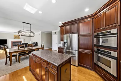 4632 Pershing Avenue, Downers Grove, IL 60515 - Photo 6
