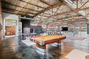 209 E Washington St, Bloomington, IL 61701 - Photo 12