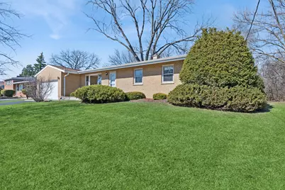 626 Burdette Avenue, Glendale Heights, IL 60139 - Photo 2