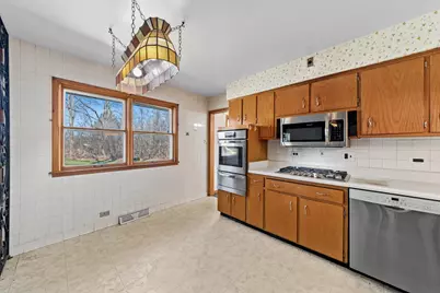 626 Burdette Avenue, Glendale Heights, IL 60139 - Photo 16