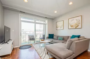 657 W Fulton St, Chicago, IL 60661 - Photo 2