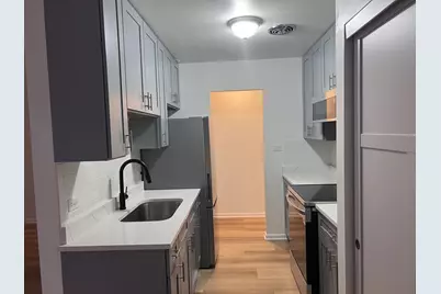 7120 N Sheridan Road #216, Chicago, IL 60626 - Photo 10