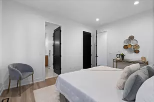 2636 W Evergreen Ave, Chicago, IL 60622 - Photo 10