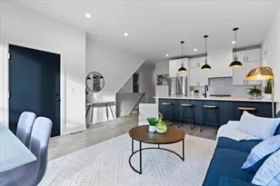 2636 W Evergreen Ave, Chicago, IL 60622 - Photo 6