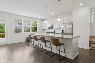 2709 Lily Lane, Rolling Meadows, IL 60008 - Photo 8