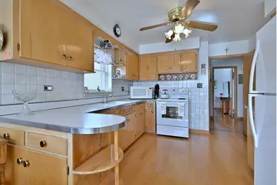 7421 W Oakton Street, Niles, IL 60714 - Photo 10