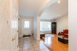 18241 Gottschalk Ave, Homewood, IL 60430 - Photo 4