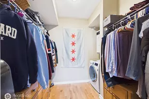 345 N La Salle Dr, Chicago, IL 60654 - Photo 8