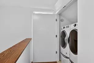 285 Middaugh Rd, Clarendon Hills, IL 60514 - Photo 20