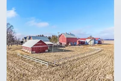 10256 Somonauk Road, Hinckley, IL 60520 - Photo 28