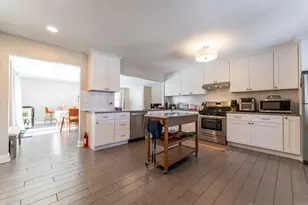 1700 N Linden Ave, Waukegan, IL 60085 - Photo 4