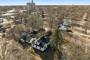 509 E Ash St, Fairbury, IL 61739 - Photo 28