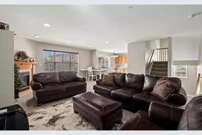7917 Windsor Drive, Darien, IL 60561 - Photo 6