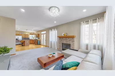 2500 Rosehall Lane, Aurora, IL 60503 - Photo 10