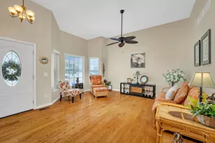 145 S Primrose Dr, Coal City, IL 60416 - Photo 6