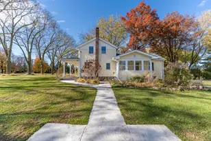 9709 Cunningham Rd, Winnebago, IL 61088 - Photo 2