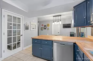 304 Patricia Ln, Bartlett, IL 60103 - Photo 8